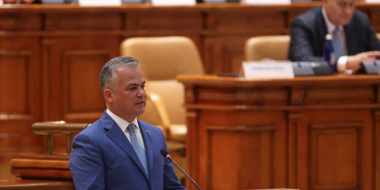 Το κοινοβούλιο απέρριψε τον φιλελεύθερο Φλορίν Βεστέα για τη θέση του πρωθυπουργού