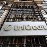 Η ρωσική θυγατρική της ιταλικής UniCredit μειώνει τα υποκαταστήματά της στη Μόσχα