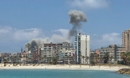 Ισοπεδώνεται η Τύρος, 12 νεκροί από χτυπήματα του Ισραήλ