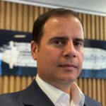 Διατηρεί τον στόλο στα 18 πλοία και επενδύει στην Ιαπωνία