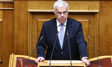 Ο Στράτος Σιμόπουλος νέος κοινοβουλευτικός εκπρόσωπος της Ν.Δ.