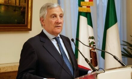 Ο Ιταλός ΥΠΕΞ ματαίωσε την επίσκεψη του στις ΗΠΑ μετά από τις υποτιμητικές δηλώσεις Τραμπ για την Μελόνι