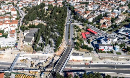 Αποκαταστάθηκε η κυκλοφορία στην Περιφερειακή, έπειτα από τα έργα κατεδάφισης της γέφυρας Πανοράματος