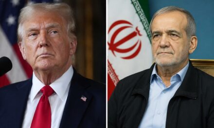 Axios: Σε ισχύ το μνημόνιο κατανόησης ΗΠΑ- Ιράν- Υπέγραψαν Τραμπ και Πεζεσκιάν