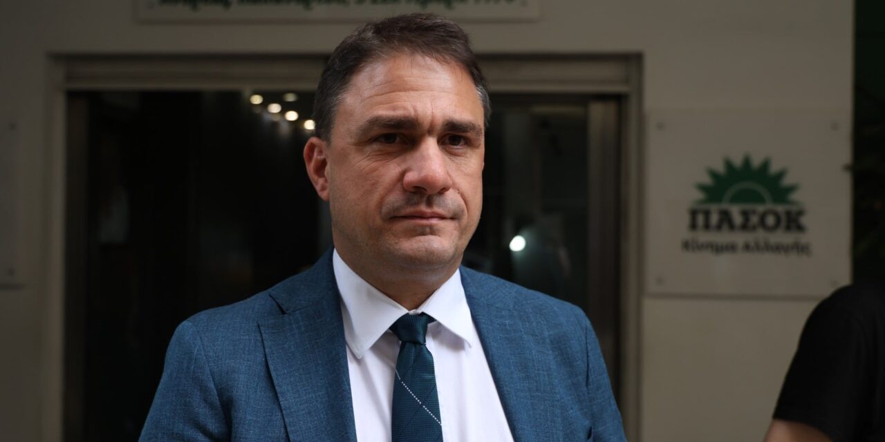 Επανέλαβε το γνωστό ψευδοαφήγημα ότι η ακρίβεια έχει μόνη αιτία τον πόλεμο στο Ιράν – Καμία αναφορά στην Τουρκία