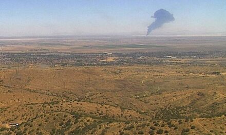 Βομβαρδιστικό B-52 συνετρίβη λίγο μετά την απογείωσή του στην Καλιφόρνια