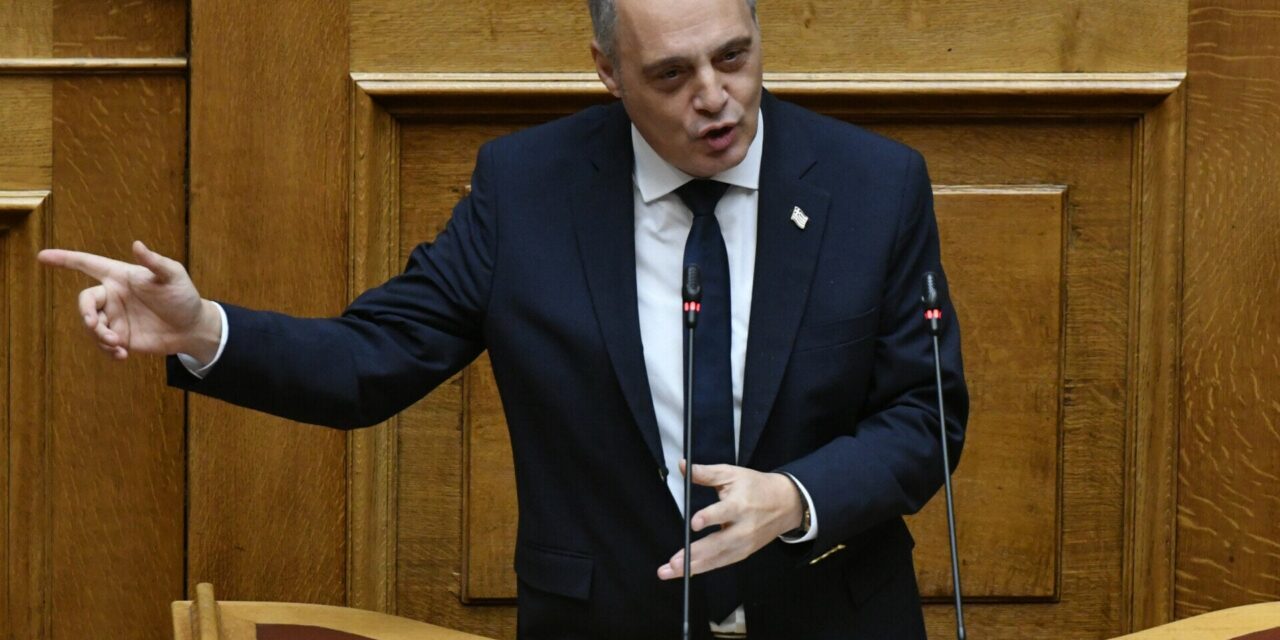 Οι 3 αδιαπραγμάτευτοι όροι της Ελληνικής Λύσης για τη Συνταγματική Αναθεώρηση