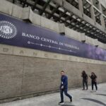 Το βουνό του χρέους, το κούρεμα που «θυμίζει Ελλάδα» και ένα παράδοξο ράλι ανακούφισης