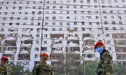 21χρονος ανασύρθηκε ζωντανός ύστερα από 106 ώρες στα ερείπια