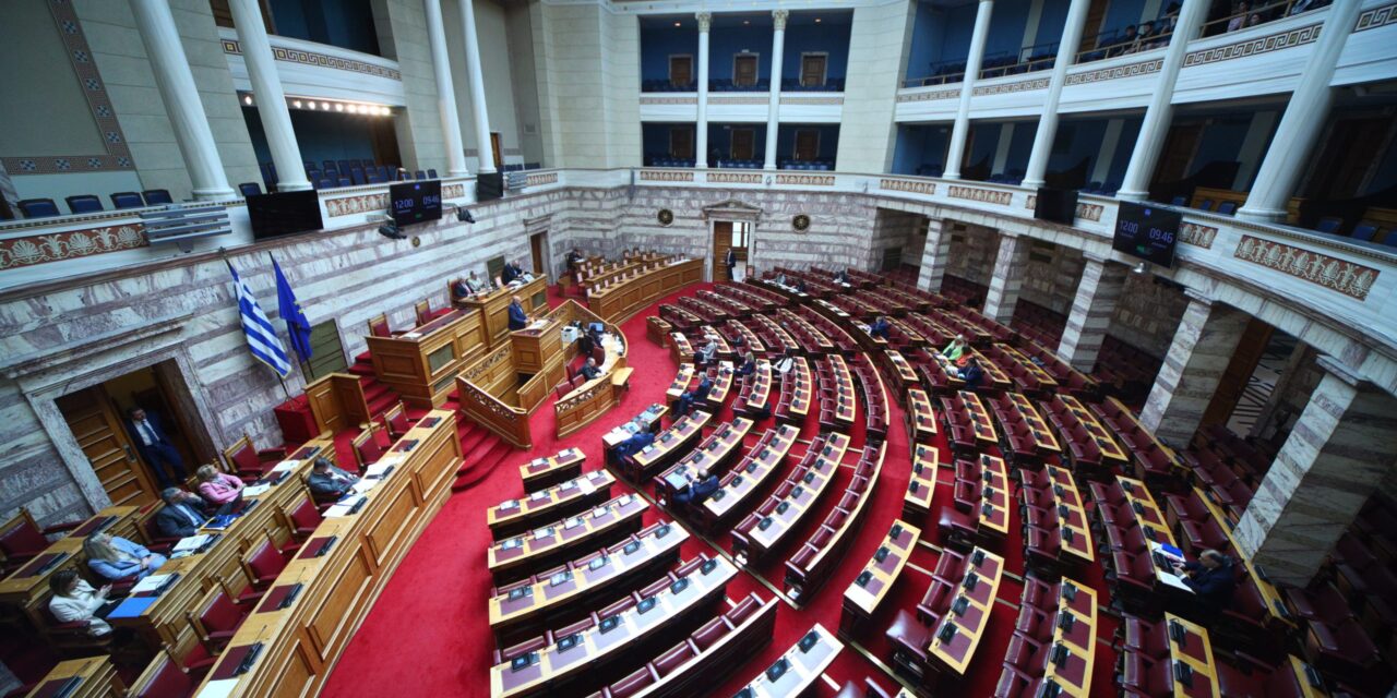 Το πρόβλημα της Ελλάδος δεν είναι μόνον οι πολιτικοί