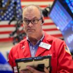 Στο «κόκκινο» η Wall Street λόγω τεχνολογίας
