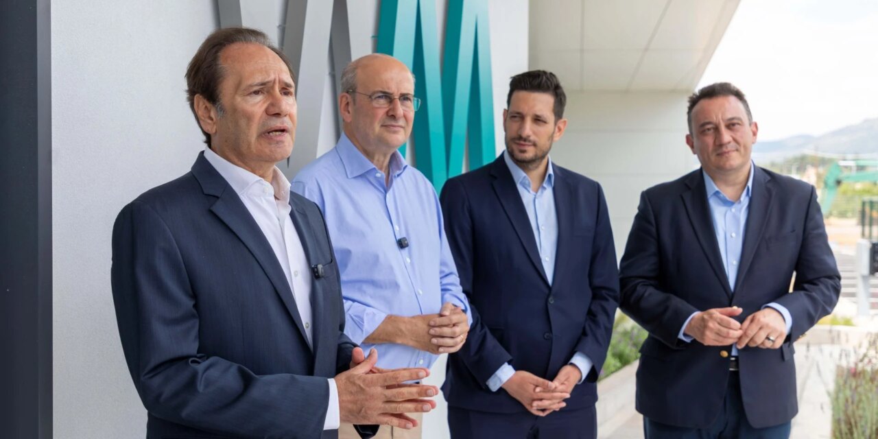 Χατζηδάκης και Κυρανάκης στις εγκαταστάσεις των DEMO, Win Medica και FARAN