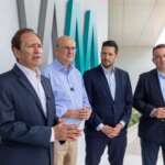 Χατζηδάκης και Κυρανάκης στις εγκαταστάσεις των DEMO, Win Medica και FARAN