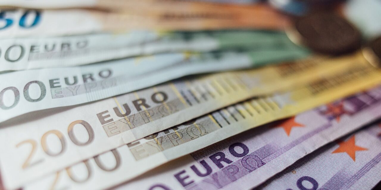 Συνολικά 142.969 εκατ. ευρώ σε δήμους που επλήγησαν από φυσικές καταστροφές