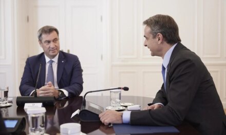 Τι γυρεύει ο Βαυαρός πρωθυπουργός Ζέντερ σε Ελλάδα, Ουγγαρία, Μολδαβία