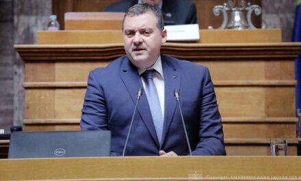 O Τουρκοκύπριος ηγέτης Ερχιουρμάν και τα «μαθήματα» δικαίου