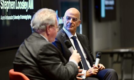 «Έξωση» στις υπηρεσίες του ΠΝ στην Κλαυθμώνος μέχρι 31 Αυγούστου