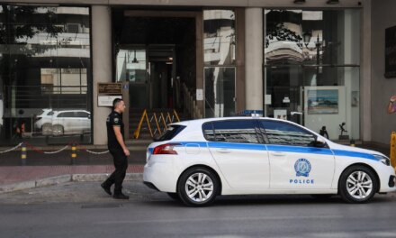 Μπαράζ απειλητικών τηλεφωνημάτων για βόμβες σε προξενείο Γαλλίας, πρεσβεία Αιγύπτου, ΕΒΕΑ και ΒΕΑ