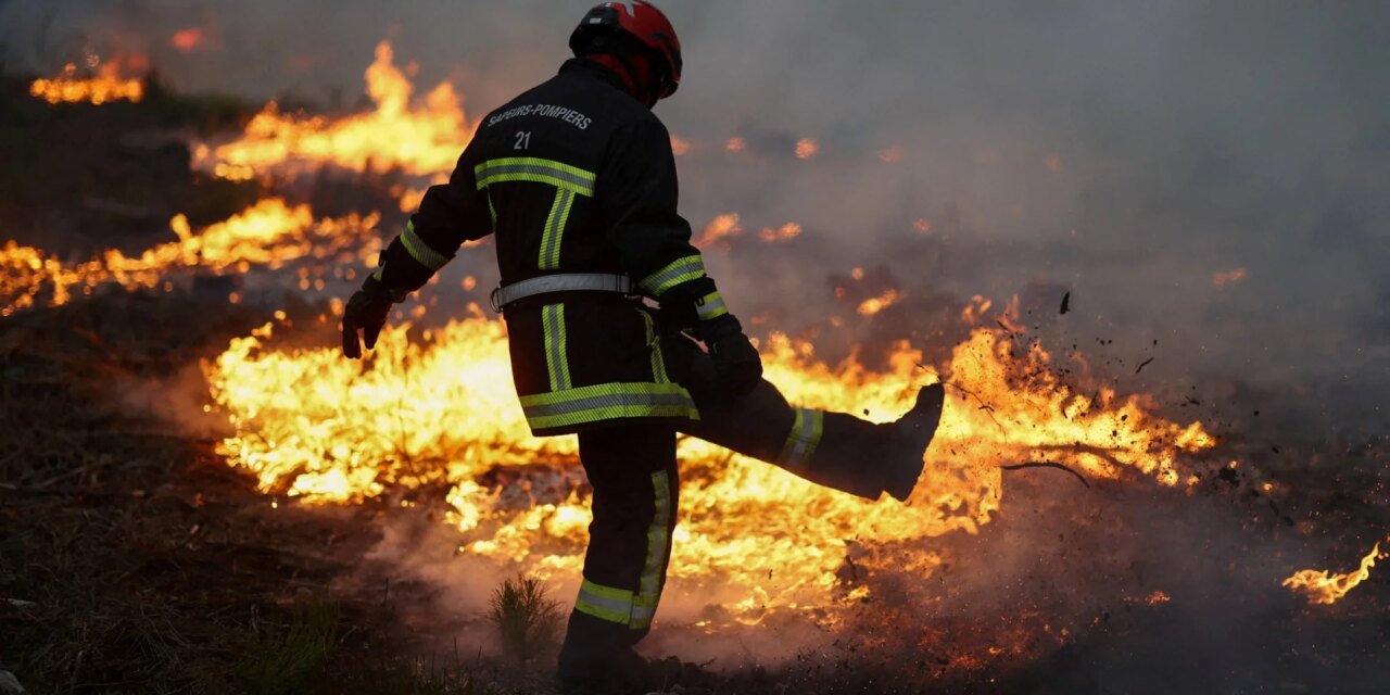 Προειδοποίηση Λεκορνί για φωτιές στη Γαλλία: «Δύσκολες ώρες» αναμένονται στη Ζιρόντ λόγω των καιρικών συνθηκών