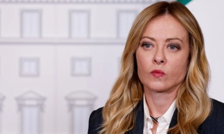 Μίλησα με τον υπουργό εσωτερικών Πιαντεντόζι, η Ιταλία δεν θα παραμείνει απλός θεατής