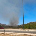 Σε ύφεση η φωτιά στην Κερατέα