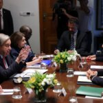 Συγκρατημένη αισιοδοξία Χριστοδουλίδη μετά το δείπνο με Γκουτέρες και Έρχιουρμαν