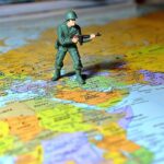 Γιατί παραμένουν οι Ηνωμένες Πολιτείες στο Ιράν & στη Μέση Ανατολή;