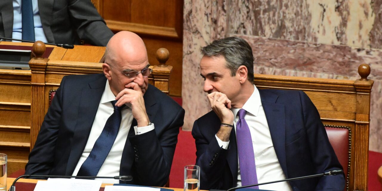 Κλαυθμώνος: Η κυβέρνηση εκκενώνει την ιστορία χωρίς να λογοδοτεί