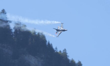 Ουκρανία: Συντριβή μαχητικού F-16, σώος ο πιλότος