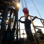 Από τη βουτιά στο άλμα 8% μετά τις νέες απειλές Τραμπ κατά Ιράν