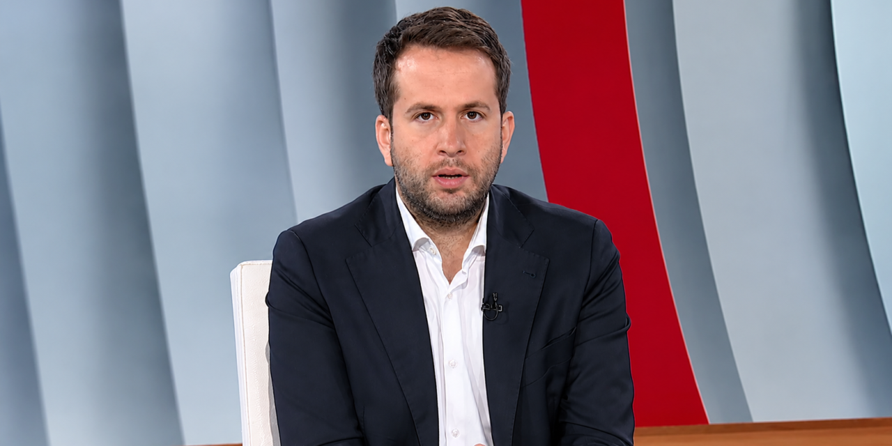 Τσάπαλος στο ΕΡΤNews: Θα εξεταστούν ξανά μέτρα για τα καύσιμα εφόσον χρειαστεί – Πάνω από 1 δισ. ευρώ το πακέτο της ΔΕΘ