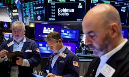 Απώλειες 2% για τον Dow Jones, η μεγαλύτερη ημερήσια πτώση του από τον Απρίλιο του 2025