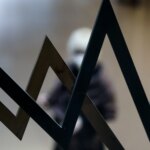 Οριακή άνοδος με «οδηγούς» τράπεζες, Metlen, Coca-Cola