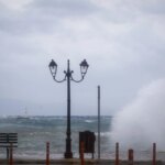 Iσχυροί άνεμοι: Σε ισχύ απαγορευτικό απόπλου από τα λιμάνια Ραφήνας και Λαυρίου