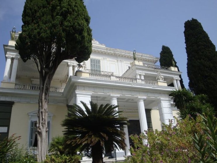 Σε διαγωνισμό η αποκατάσταση και ανάδειξη του Αχιλλείου στην Κέρκυρα
