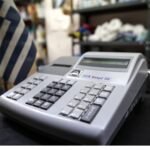 ΑΑΔΕ: Πάνω από 320.000 καταγγελίες πολιτών για φορολογικές παραβάσεις – Εντείνονται οι έλεγχοι ενόψει Δεκαπενταύγουστου