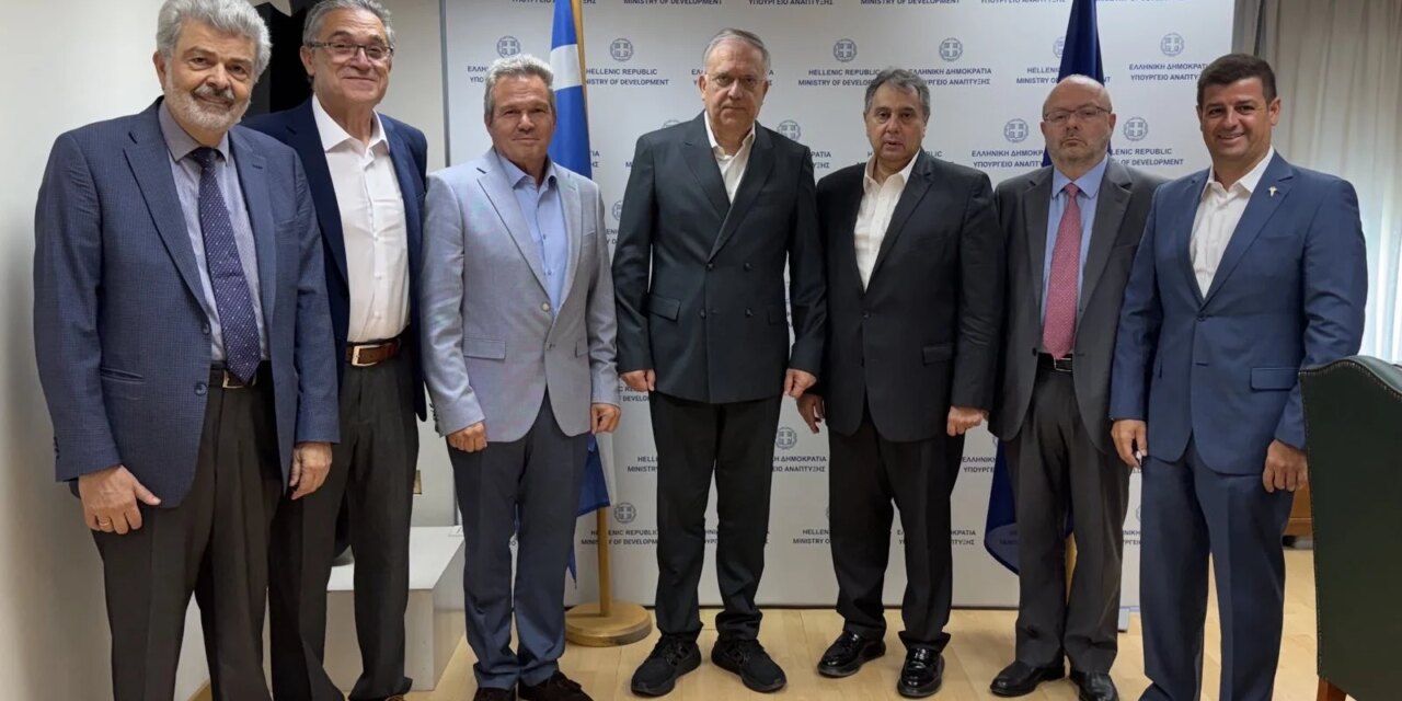 Συνάντηση συνεργασίας με τον υπουργό Ανάπτυξης ενόψει ΔΕΘ