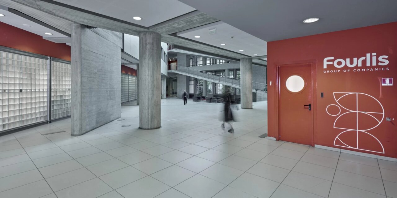 Αποχωρεί από το Sofia South Ring Mall