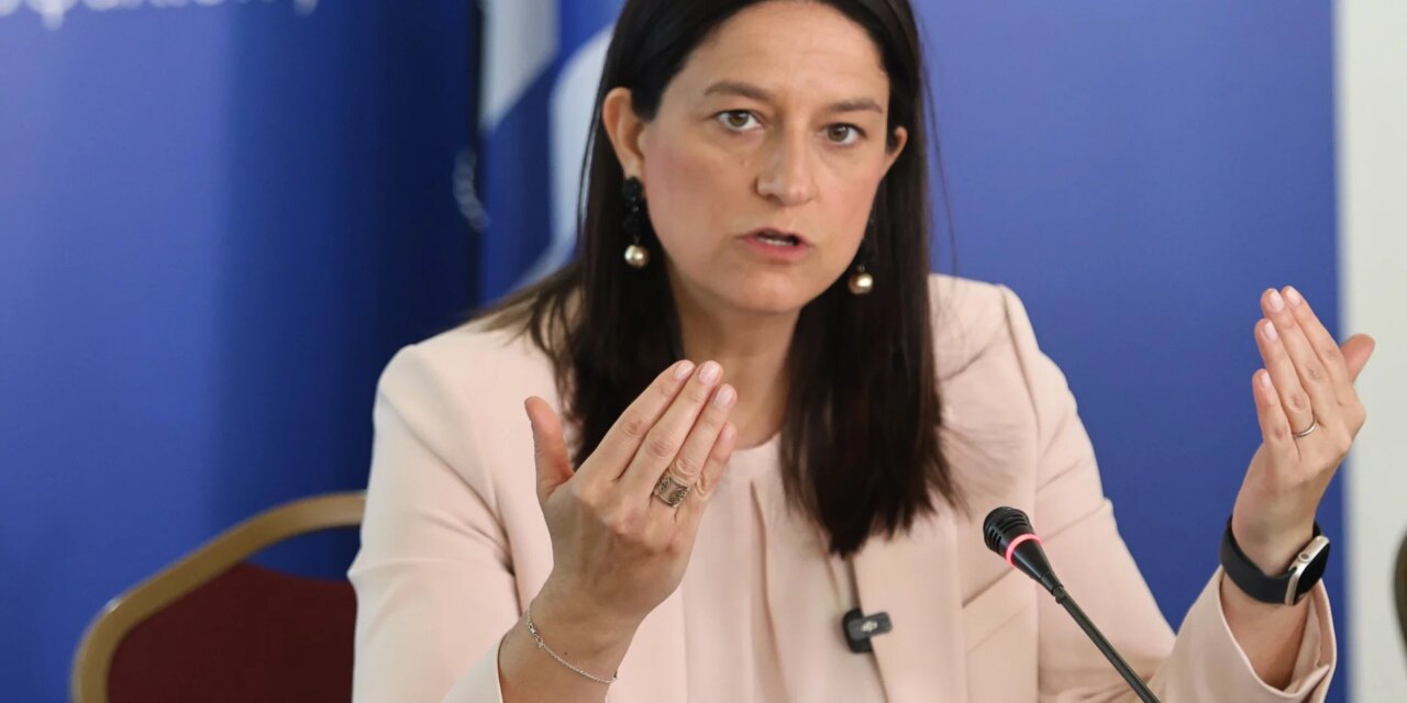 Κεραμέως για συντάξεις χηρείας: «Η ανακοίνωση  του κ. Τσίπρα αποτελεί μνημείο πολιτικού θράσους»