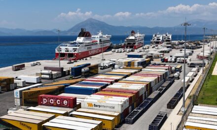 Συνελήφθη Γάλλος με «καμουφλαρισμένους» αντιαρματικούς πυραύλους που φορτώθηκαν στην Πάτρα