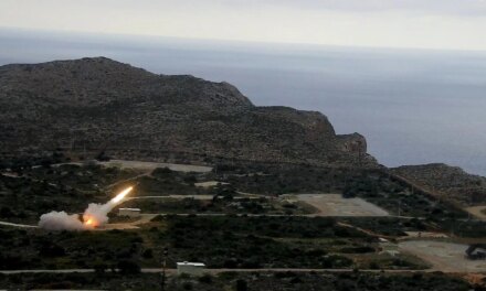 Θα επανεξετάζεται κάθε μήνα η παραμονή των Patriot στη Σαουδική Αραβία