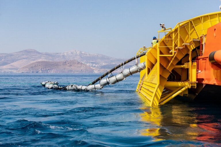 Υπογράφεται το απόγευμα συμφωνία για την ηλεκτρική διασύνδεση Ελλάδας – Κύπρου