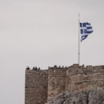 Φόροι και επιδόματα οι μαγικές λέξεις