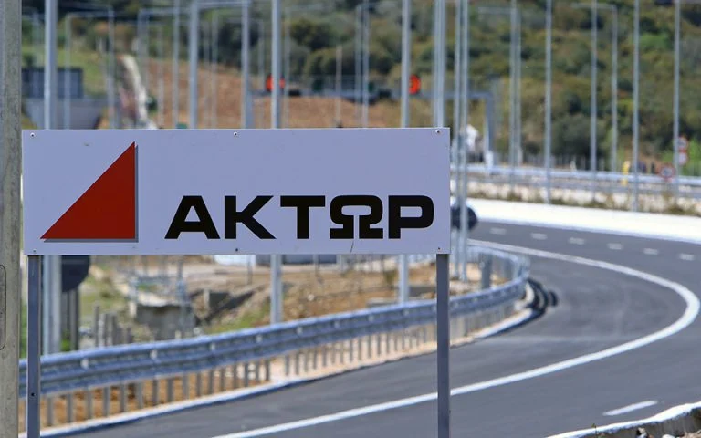 Ο καπετάνιος με τα κέρδη της… ξηράς