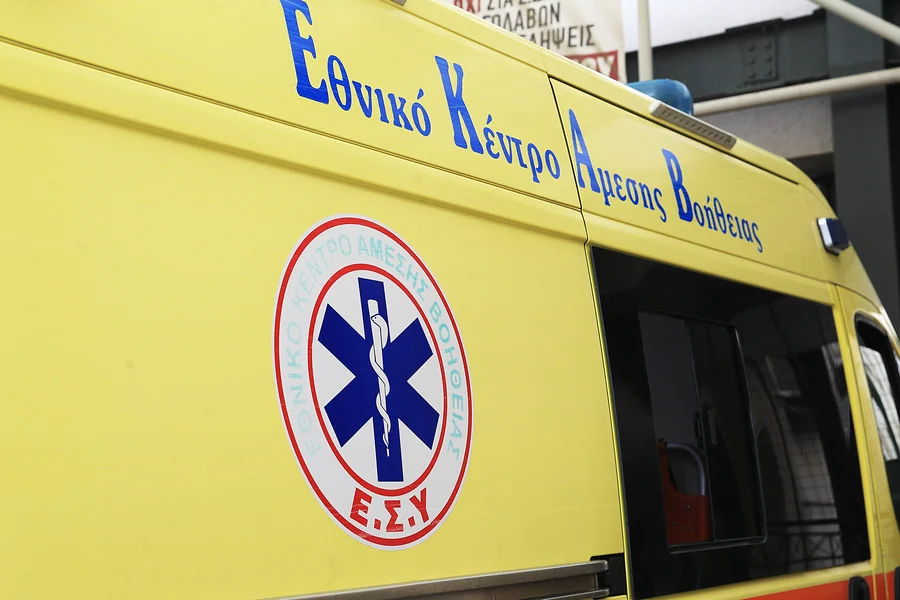 Θεσσαλονίκη: Σύγκρουση αυτοκινήτων στο Άδενδρο – Ενας σοβαρά τραυματίας