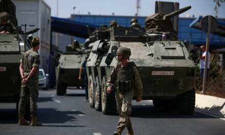 Νέος συναγερμός στη Θέουτα: Το Μαρόκο προσπαθεί να αποτρέψει εισόδους μεταναστών