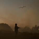 Δήμαρχος Μεγαρέων για Λούμπα: Η φωτιά είναι σε ύφεση
