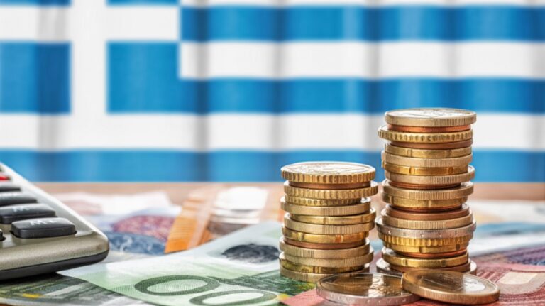 Τα δύο μέτωπα στην οικονομία: Οι μειώσεις φόρων και η μάχη κατά της ακρίβειας