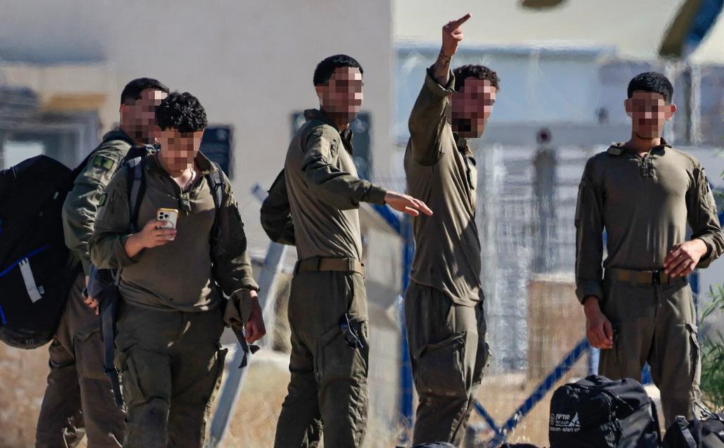 IDF: Μαζική λιποταξία με 100 στρατιώτες να εγκαταλείπουν τα όπλα και τη βάση τους
