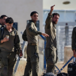 IDF: Μαζική λιποταξία με 100 στρατιώτες να εγκαταλείπουν τα όπλα και τη βάση τους